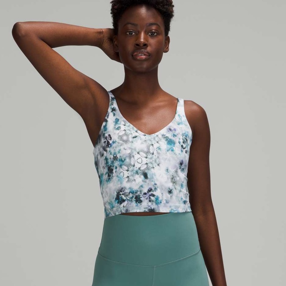 Lululemon align crop tank Sz 8, kaleidofloral multi